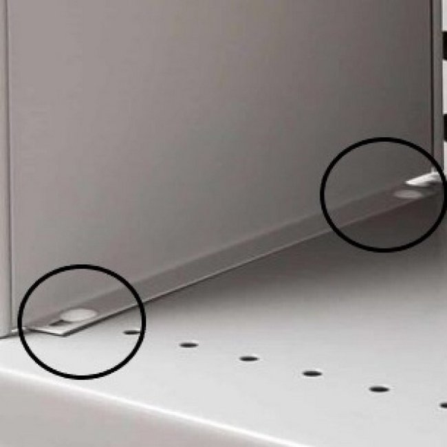 Bolted Shelving Shelf Clip - For Uni-Angle Shelf Divider