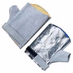 Alternative view of WELDGUARD Glove Saver Right